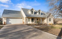141 Chaumont ST, Kingsland, TX 78639