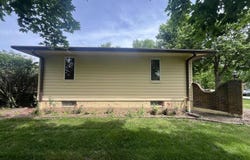 810  N Main St, Stuart, IA 50250