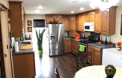 27 Old Chicopee St, Chicopee, MA 01013
