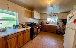 2169 Vandale Fork, Spencer, WV 25276