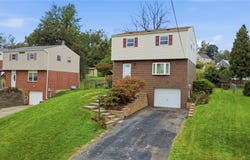 3137 Triphammer Rd, South Park, PA 15129