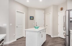 2511 W QUEEN CREEK Road, Chandler, AZ 85248