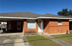 2918 PACKENHAM Drive, Chalmette, LA 70043