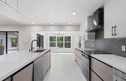 1833 NW 104th Avenue, Coral Springs, FL 33071
