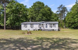 206 Mookees Lane, Cross, SC 29436