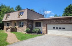 11968 E Goshen Meadows Road, Mt Vernon, IL 62864