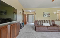 1407 Quail Ridge Road, Cedar Falls, IA 50613