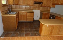 319 Robin Dr, PA 16323