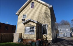 18 Auburn Avenue, Utica, NY 13501