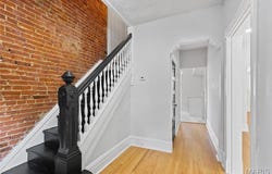 4237 Shenandoah Avenue, St Louis, MO 63110