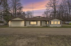 4302 Lake Drive, Beaverton, MI 48612