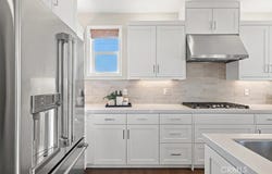 817 Sonia, Irvine, CA 92618