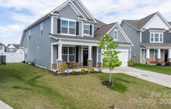 67 Thornberry Road, Hendersonville, NC 28792