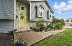 1453 Madison Street, Lee's Summit, MO 64081