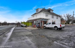990 State Route 36, Atlantic Highlands, NJ 07716