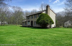 1281 Brian Lane, Effort, PA 18330
