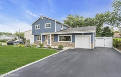 3 Briscoe Terrace, Hazlet, NJ 07730