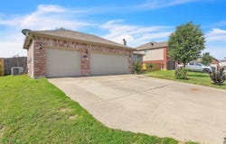 1620 Kawati Way, Krum, TX 76249
