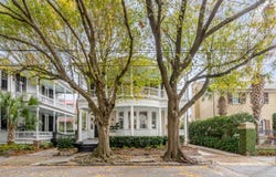18 Logan Street, Charleston, SC 29401