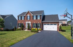 107 Marias Way, South Park, PA 15129
