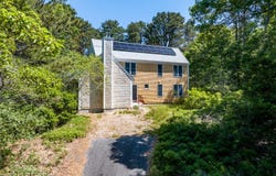 20 Thomas Coles Lane, Wellfleet, MA 02667