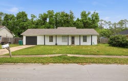 3905 Yosemite Drive, Ocean Springs, MS 39564