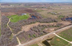 1875 CR 466, Elgin, TX 78621