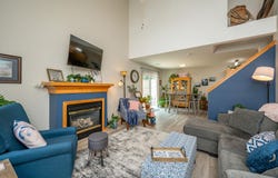 5221 Village Run Avenue unit: 1201, Des Moines, IA 50317