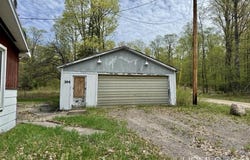 144 N Trybom, Iron River, MI 49935