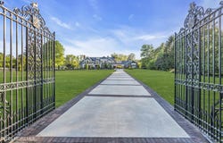 76 Buena Vista Avenue, Rumson, NJ 07760