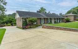 2121 MOUNTAIN VIEW DRIVE, VESTAVIA HILLS, AL 35216