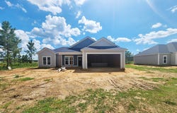 153 Willow Oak Loop, Leesburg, GA 31763