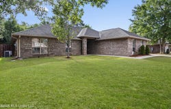 116 Lavender Drive, Ocean Springs, MS 39564