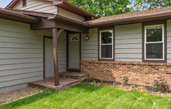2220 Surreygate Drive, Columbus, OH 43235