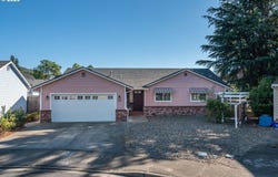 1666 NW JENNIFER CT, Roseburg, OR 97471