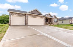 225 Ranchero Drive, Hamel, IL 62046