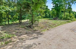 Bozarth Cemetery  RD, Gentry, AR 72734