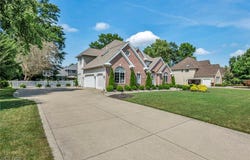 25726 Laura Lane, Westlake, OH 44145