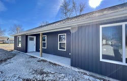 412 S Court Street, Seymour, MO 65746