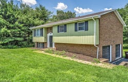 15491 County Airport Road, East Liverpool, OH 43920