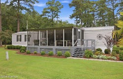 101 Lake Vue Drive, Aurora, NC 27806