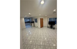 6843 Vantage Avenue, North Hollywood, CA 91605