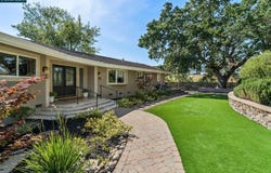 3175 Surmont Dr, Lafayette, CA 94549