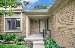 654 Tennyson, Rochester Hills, MI 48307