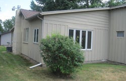 809 North Front St, Oquawka, IL 61469