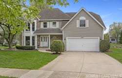 2565 Thornley Court, Aurora, IL 60504