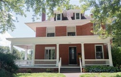 2514 Jackson Street, St Joseph, MO 64507