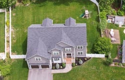 11 Liberty Ave, Burlington, MA 01803