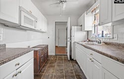 2013 Maple Drive, Hartsville, SC 29550-7405