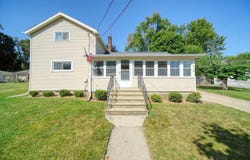 114 Clark Street, Grass Lake, MI 49240